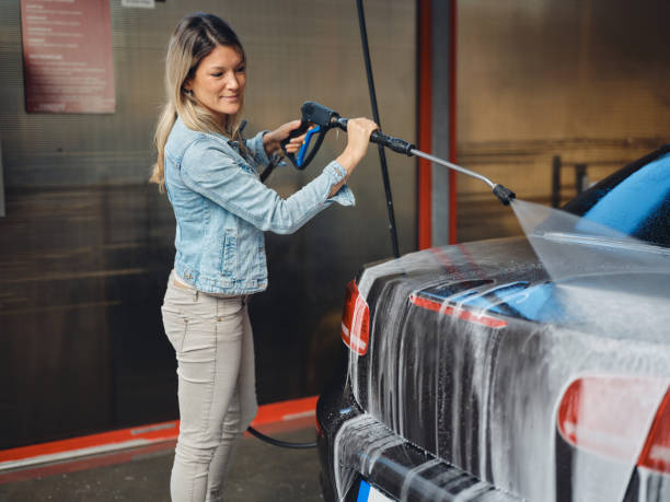 Best Garage Pressure Washing  in Amelia, OH
